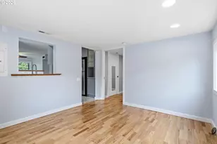 2057 SE 72nd Ave, Portland, OR 97215 - Photo 18