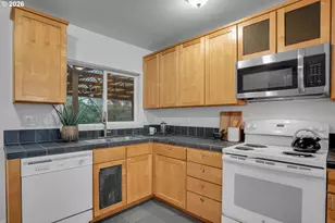 5941 SW Nebraska St, Portland, OR 97221 - Photo 12