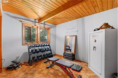 57206 E Marmot Rd, Sandy, OR 97055 - Photo 16