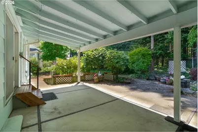 2301 NE 130th Ave, Portland, OR 97230 - Photo 12