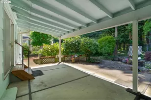2301 NE 130th Ave, Portland, OR 97230 - Photo 12