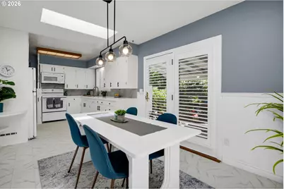 2301 NE 130th Ave, Portland, OR 97230 - Photo 4