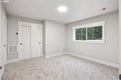 8819 SW 176th Ave, Beaverton, OR 97007 - Photo 34