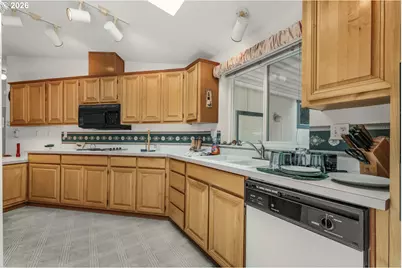1655 S Elm St #500, Canby, OR 97013 - Photo 14