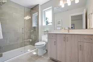 15143 E Burnside St, Portland, OR 97233 - Photo 18