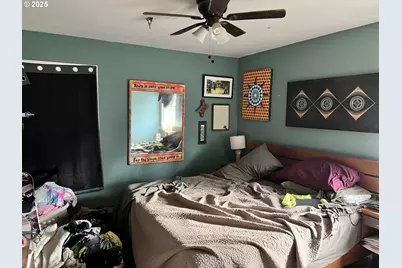 11226 SE Bush St, Portland, OR 97266 - Photo 10