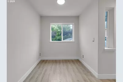 6722 N Richmond Ave, Portland, OR 97203 - Photo 6