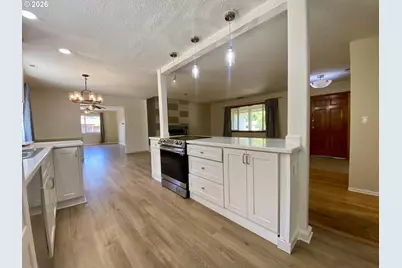 6119 Montana Ln, Vancouver, WA 98661 - Photo 2