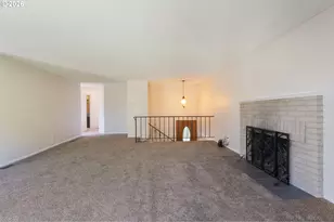 17090 SE Pine Cone Ln, Milwaukie, OR 97267 - Photo 6