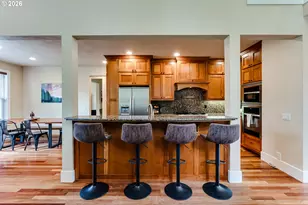 2251 Comstock Ave, Eugene, OR 97408 - Photo 12