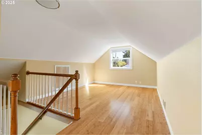 11330 NE Glisan St, Portland, OR 97220 - Photo 22