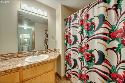 2120 NE 77th Ave, Vancouver, WA 98664 - Photo 16