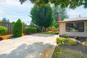 3837 NE 45th St, Vancouver, WA 98661 - Photo 4