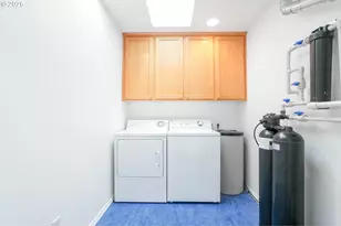 101 Gregory Ln, Mount Angel, OR 97362 - Photo 14