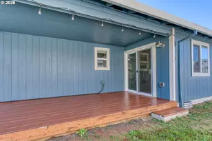 113 NE Whispering River Ct, McMinnville, OR 97128 - Photo 20