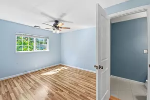 1040 Martha Ct, Eugene, OR 97401 - Photo 12
