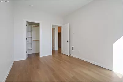 2902 E McLoughlin Blvd, Vancouver, WA 98661 - Photo 38