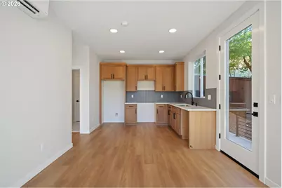 2902 E McLoughlin Blvd, Vancouver, WA 98661 - Photo 34