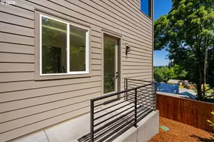 2902 E McLoughlin Blvd, Vancouver, WA 98661 - Photo 30