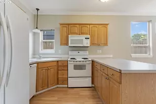4529 SE Rural St, Portland, OR 97206 - Photo 6