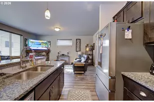 5929 NE 48th St, Vancouver, WA 98661 - Photo 8