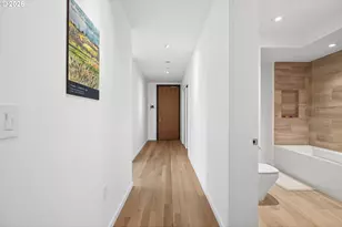 1075 NW Northrup St, Portland, OR 97209 - Photo 32