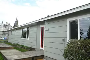 214 E 13th St, The Dalles, OR 97058 - Photo 1