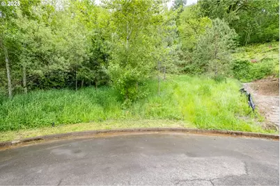 2468 Morrow Ct, Salem, OR 97304 - Photo 16