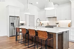 2049 SE Arrowwood Ave, Dallas, OR 97338 - Photo 12