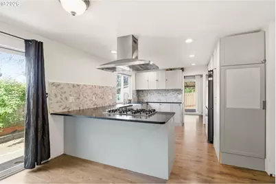 4725 SW 207th Ct, Beaverton, OR 97078 - Photo 10