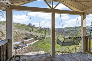 3475 Three Mile Rd, The Dalles, OR 97058 - Photo 44