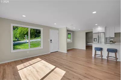 1822 SW Marigold St, Portland, OR 97219 - Photo 6