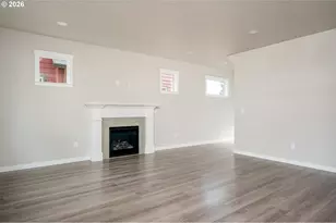 6215 SE Knapp St, Portland, OR 97206 - Photo 8