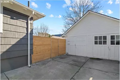 2136 N Webster St, Portland, OR 97217 - Photo 16