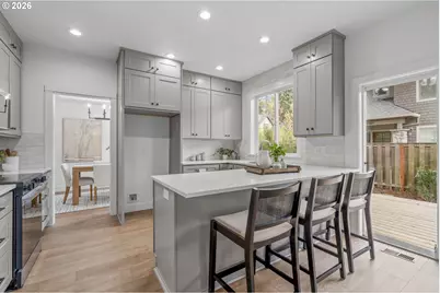 17350 Ashley Ct, Lake Oswego, OR 97035 - Photo 10