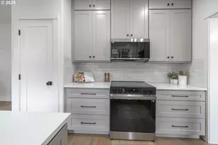 17350 Ashley Ct, Lake Oswego, OR 97035 - Photo 16