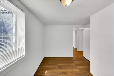 202 NE 162nd Ave, Portland, OR 97230 - Photo 16