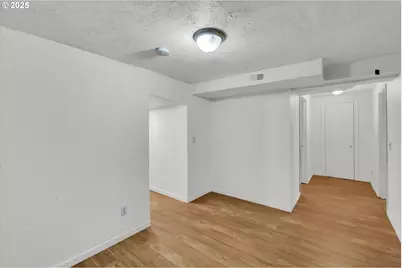 202 NE 162nd Ave, Portland, OR 97230 - Photo 14