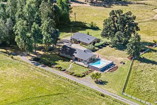 35296 Hwy 58, Pleasant Hill, OR 97455 - Photo 32