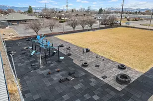 2501 Cove Ave, La Grande, OR 97850 - Photo 6