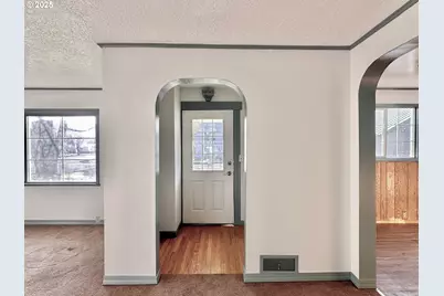 2501 Cove Ave, La Grande, OR 97850 - Photo 16