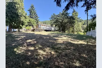 711 Plin St, Myrtle Creek, OR 97457 - Photo 14