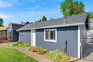8130 SE Yamhill St, Portland, OR 97215 - Photo 32