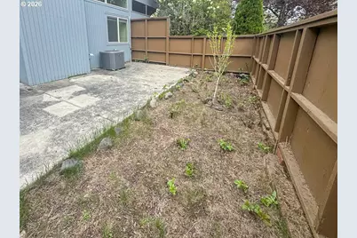 1572 NW Tanasbrook Ct, Beaverton, OR 97006 - Photo 20