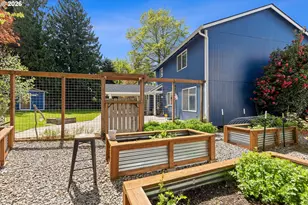 11702 NW 11th Ct, Vancouver, WA 98685 - Photo 36