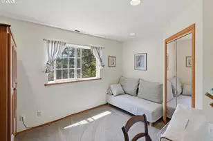 930 Lake Ct, Coos Bay, OR 97420 - Photo 26