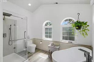930 Lake Ct, Coos Bay, OR 97420 - Photo 20