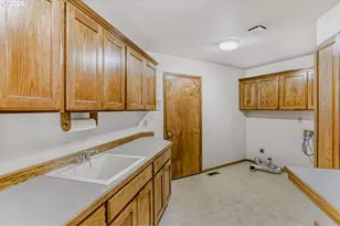 12160 SW Wildwood St, Tigard, OR 97224 - Photo 22