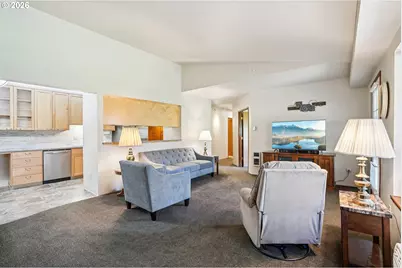 13775 SW Scholls Ferry Rd #208, Beaverton, OR 97008 - Photo 6