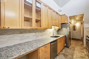 13775 SW Scholls Ferry Rd, Beaverton, OR 97008 - Photo 12